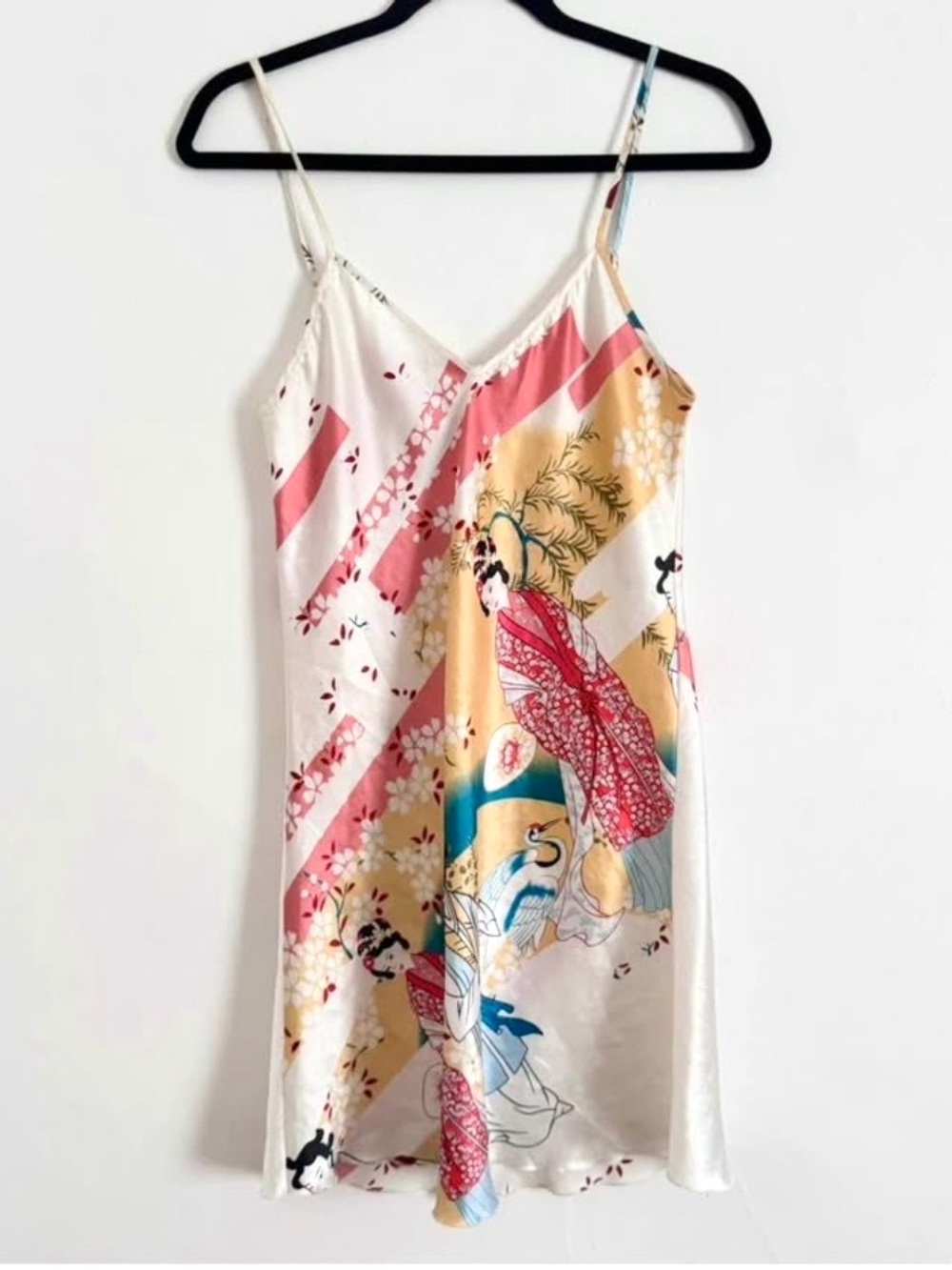 Vintage slip with beautiful design
